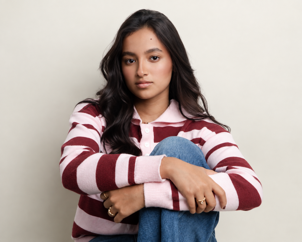 Com uma batida musical envolvente e dançante, a jovem Nicole Gomes lança a canção “Acalma a Tempestade”