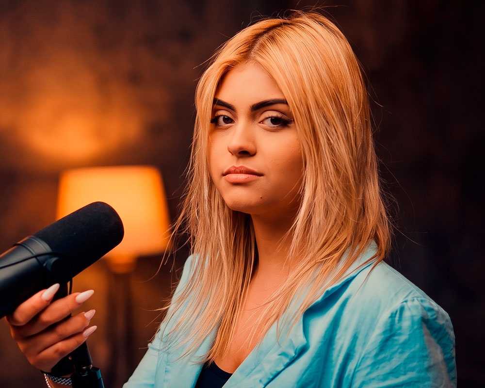 Raissa Cespedes lança “Primeiro Amor”, canção autoral que convida a um reencontro com Deus
